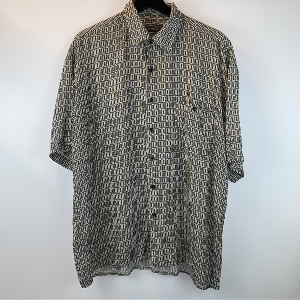 Men’s Button Down Shirt by David Taylor Size Large